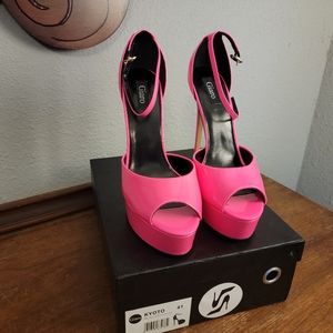 Pink Patent Platform Heels by Giaro size 41